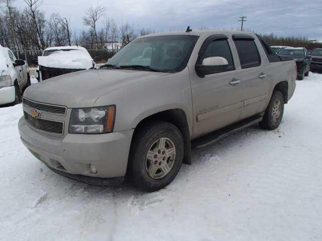 3GNFK12398G161155 - 2008 CHEVROLET AVALANCHE GRAY photo 2