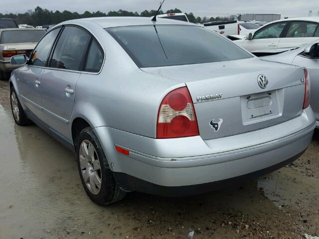 WVWRH63B33P394427 - 2003 VOLKSWAGEN PASSAT GLX GRAY photo 3