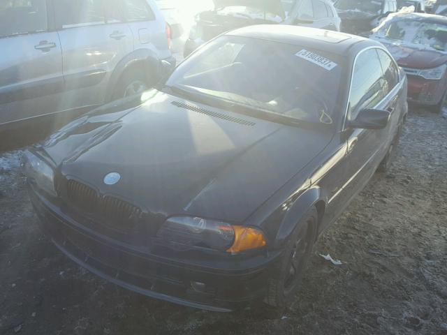 WBABN53481JU23343 - 2001 BMW 330 CI BLACK photo 2