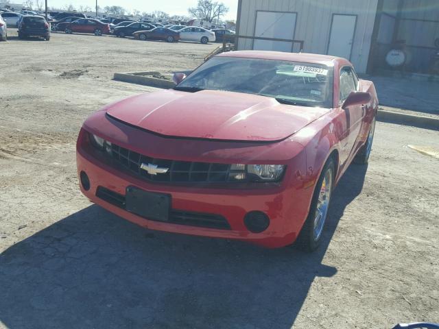 2G1FA1E3XC9154122 - 2012 CHEVROLET CAMARO LS RED photo 2