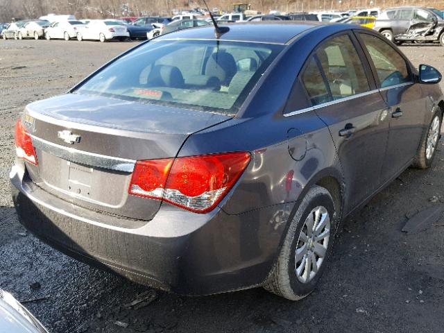 1G1PC5SH2B7108998 - 2011 CHEVROLET CRUZE LS CHARCOAL photo 4