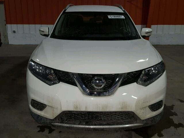 5N1AT2MV6GC747927 - 2016 NISSAN ROGUE S WHITE photo 9