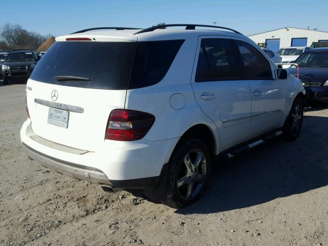 4JGBB75EX6A048684 - 2006 MERCEDES-BENZ ML 500 WHITE photo 4