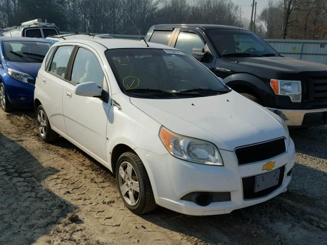KL1TD66E59B673138 - 2009 CHEVROLET AVEO LS WHITE photo 1