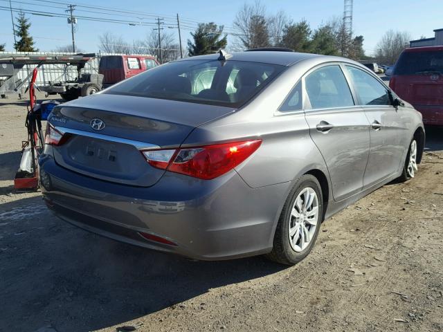 5NPEB4AC1BH227445 - 2011 HYUNDAI SONATA GLS GRAY photo 4