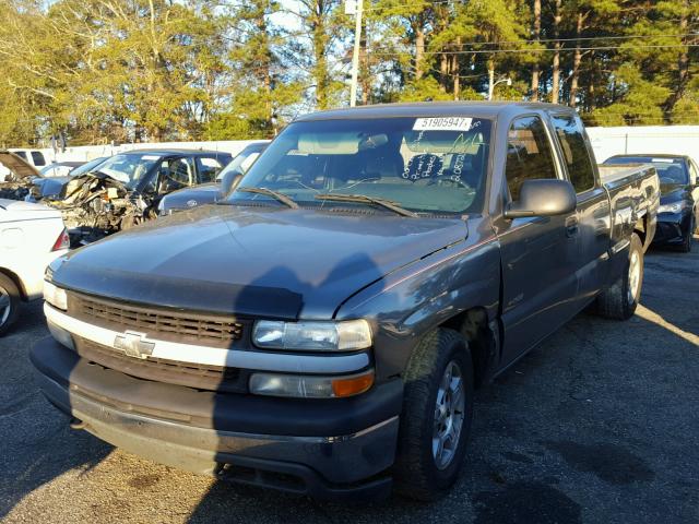 2GCEC19W8Y1208721 - 2000 CHEVROLET SILVERADO GRAY photo 2