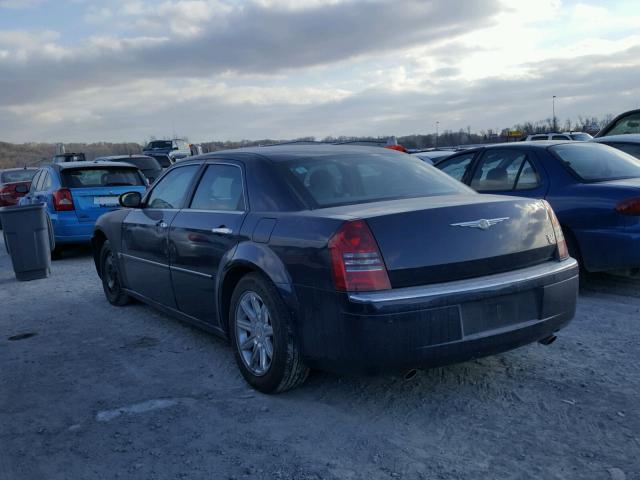 2C3AA63H15H522438 - 2005 CHRYSLER 300C BLUE photo 3