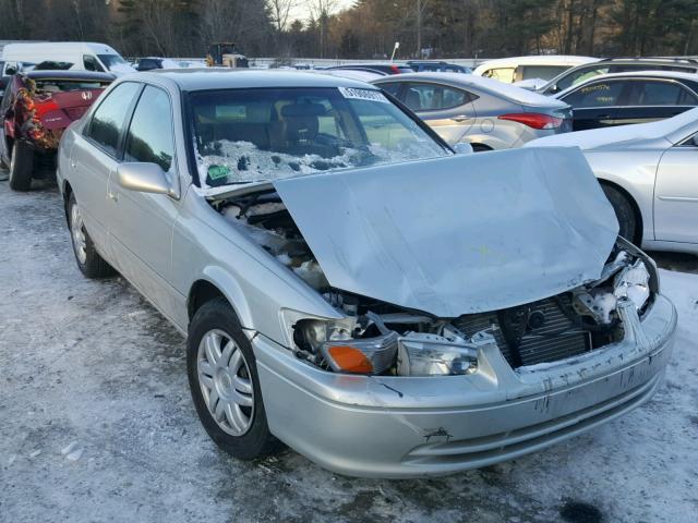 4T1BG22K6YU706050 - 2000 TOYOTA CAMRY CE SILVER photo 1