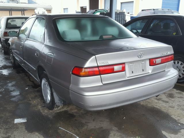 4T1BG22K2VU108808 - 1997 TOYOTA CAMRY CE TAN photo 3