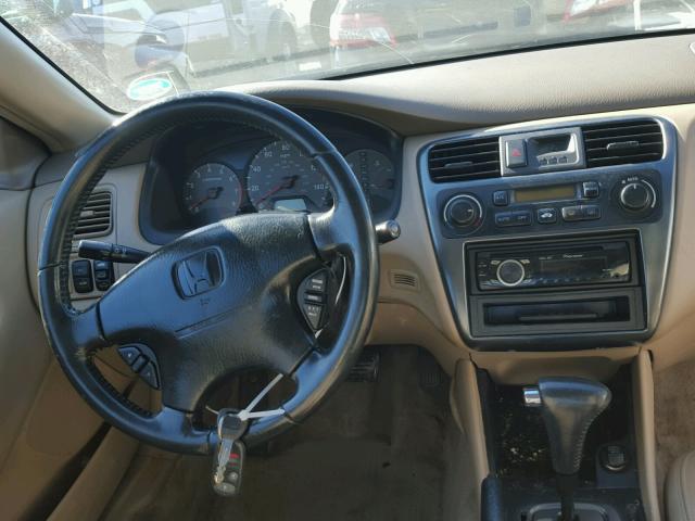 1HGCG22542A004208 - 2002 HONDA ACCORD EX GOLD photo 9