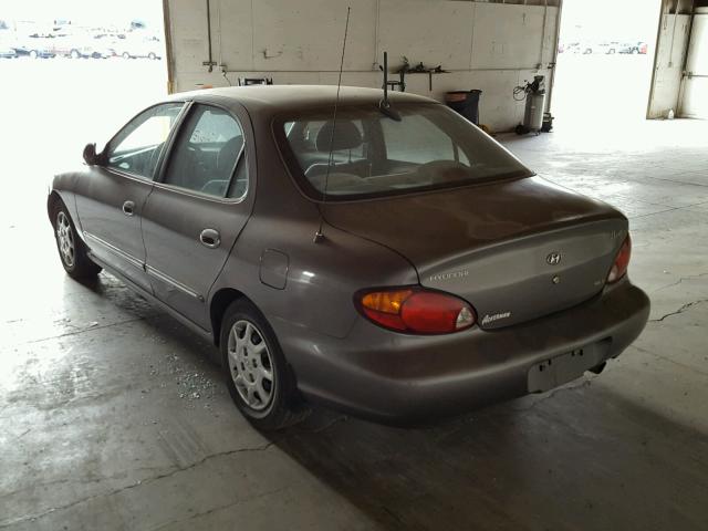 KMHJF35F8YU001284 - 2000 HYUNDAI ELANTRA GL GRAY photo 3