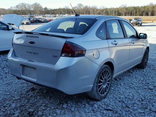 1FAHP3GN9AW236877 - 2010 FORD FOCUS SES SILVER photo 4