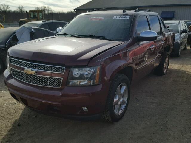 3GNFK12328G220918 - 2008 CHEVROLET AVALANCHE MAROON photo 2