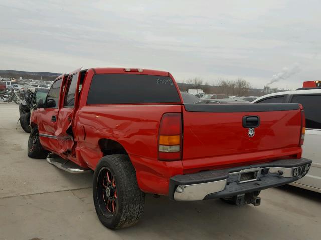 1GTGC13U53F169863 - 2003 GMC SIERRA C15 RED photo 3