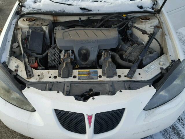 2G2WP552871168064 - 2007 PONTIAC GRAND PRIX WHITE photo 7