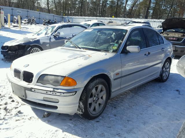 WBAAM5345YFR17705 - 2000 BMW 328 I SILVER photo 2