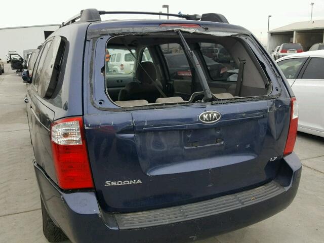 KNDMB233666055636 - 2006 KIA SEDONA EX BLUE photo 9