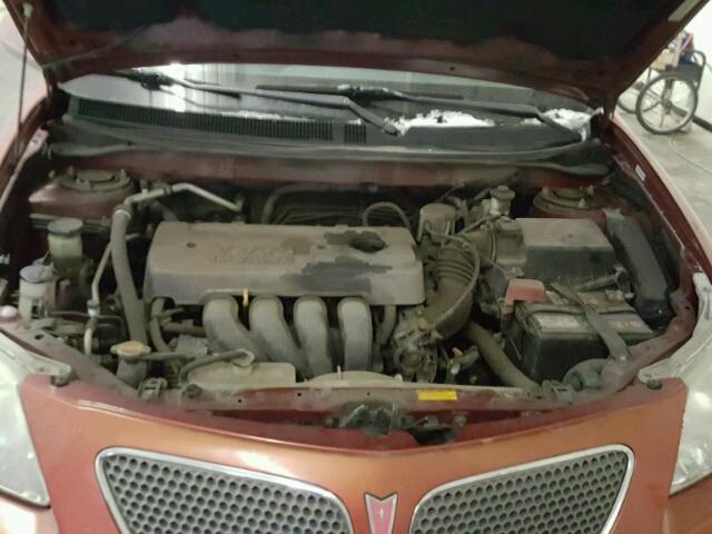 5Y2SM63845Z471475 - 2005 PONTIAC VIBE RED photo 7