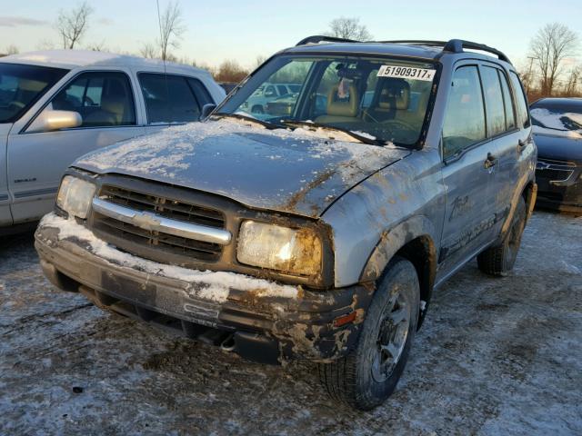 2CNBJ734526939616 - 2002 CHEVROLET TRACKER ZR SILVER photo 2