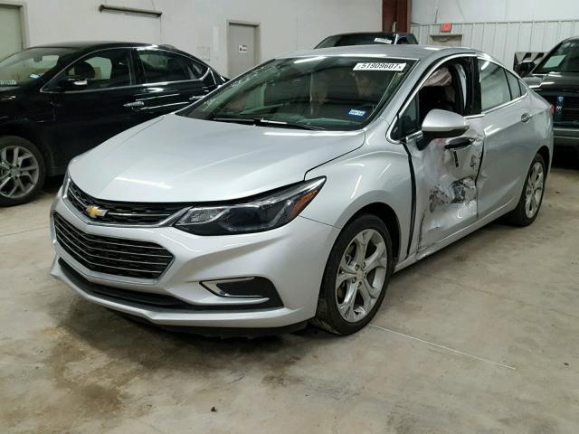 1G1BF5SM0H7228614 - 2017 CHEVROLET CRUZE PREM SILVER photo 2