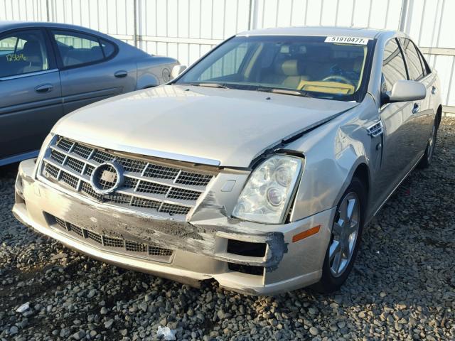 1G6DW67V880112144 - 2008 CADILLAC STS GOLD photo 2