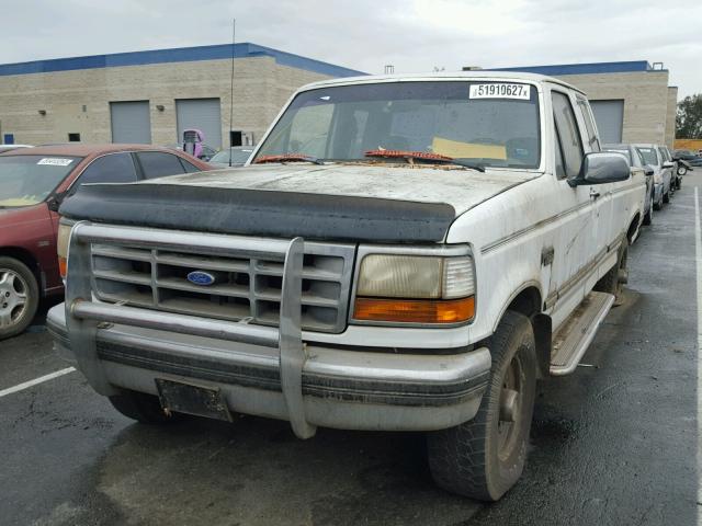 1FTHX25G6PKA74425 - 1993 FORD F250 WHITE photo 2