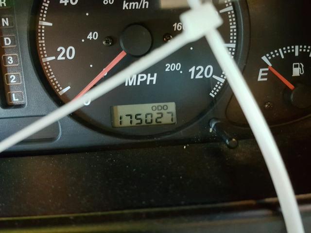 4S6DM58WX14402732 - 2001 HONDA PASSPORT E GREEN photo 8