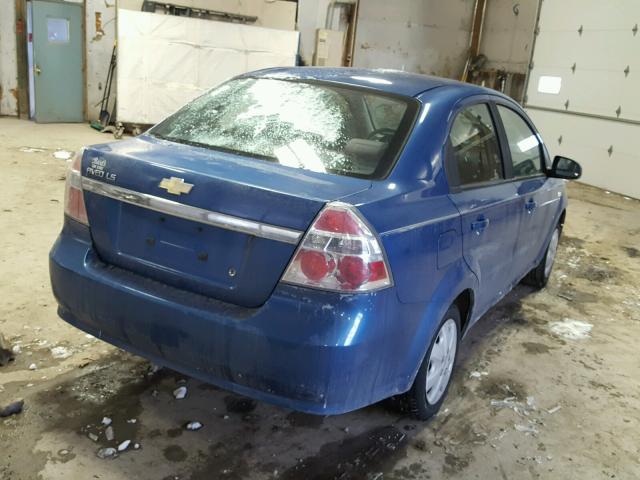 KL1TD56697B130374 - 2007 CHEVROLET AVEO BASE BLUE photo 4