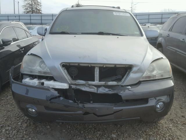 KNDJC733135107169 - 2003 KIA SORENTO EX GRAY photo 9