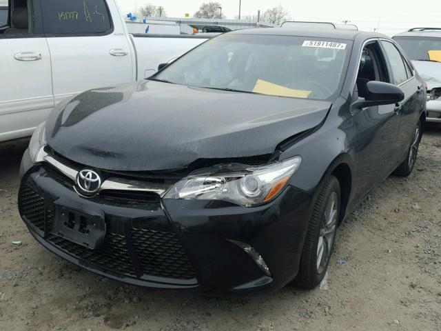 4T1BF1FK4HU746540 - 2017 TOYOTA CAMRY LE BLACK photo 2