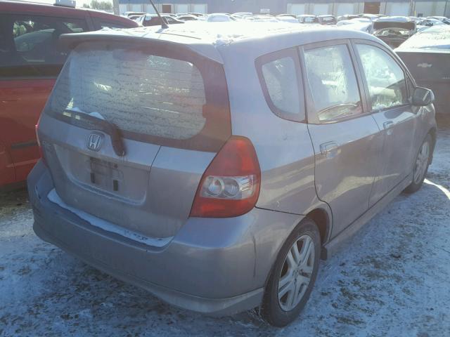 JHMGD37678S004317 - 2008 HONDA FIT SPORT GRAY photo 4