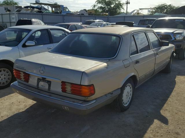 WDBCA25E7LA523135 - 1990 MERCEDES-BENZ 300 SEL SILVER photo 4