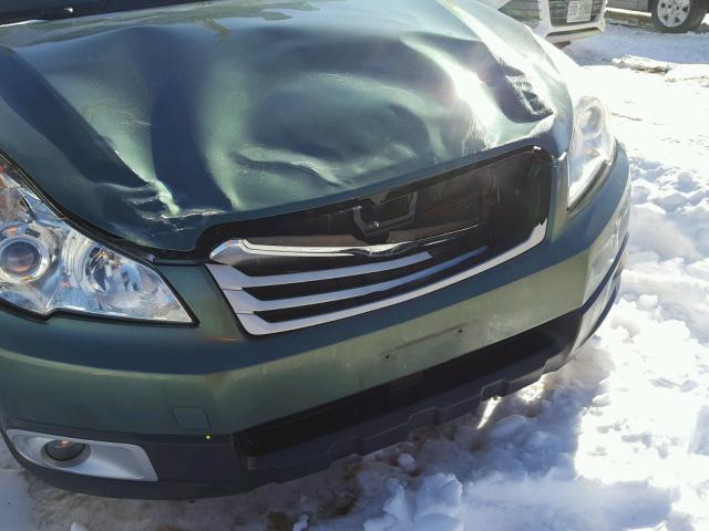 4S4BRBCC2B3322023 - 2011 SUBARU OUTBACK 2. GREEN photo 10