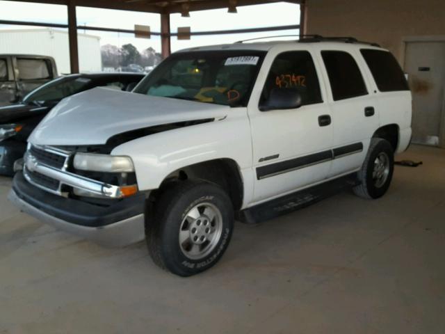 1GNEC13Z02J171462 - 2002 CHEVROLET TAHOE C150 WHITE photo 2