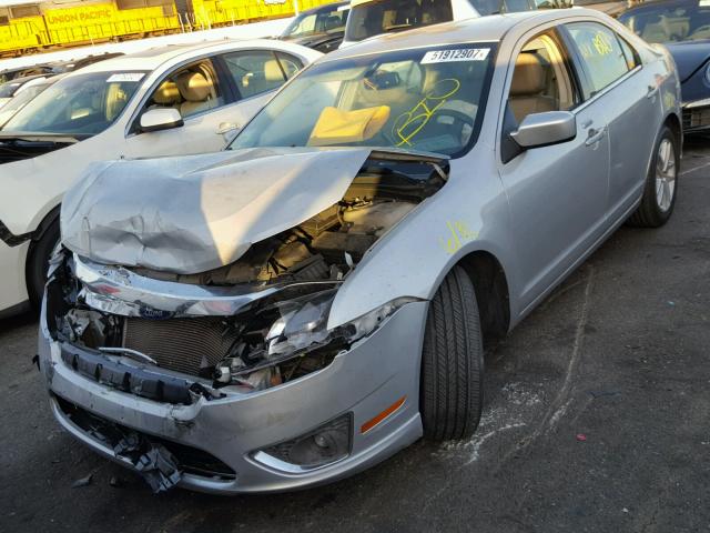 3FAHP0JA3AR321141 - 2010 FORD FUSION SEL SILVER photo 2