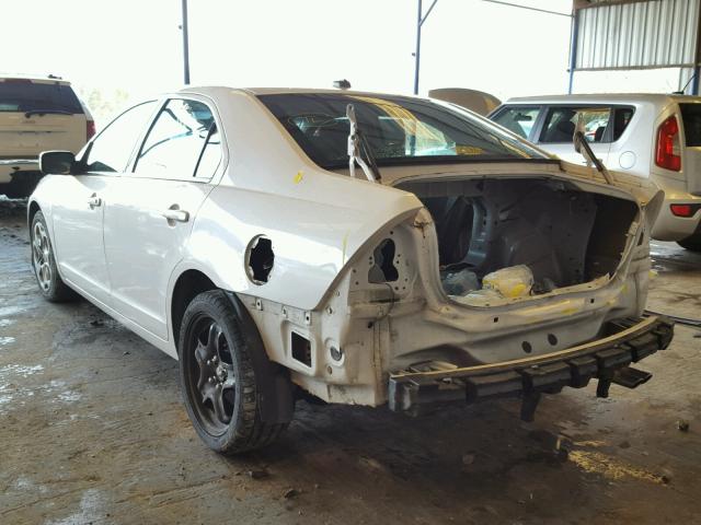 3FAHP0HA2AR375505 - 2010 FORD FUSION SE WHITE photo 3