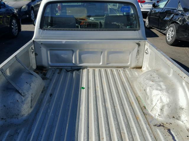 5TENL42N82Z042867 - 2002 TOYOTA TACOMA SILVER photo 6