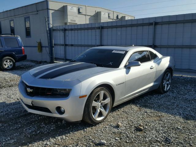 2G1FC1ED3B9103451 - 2011 CHEVROLET CAMARO LT SILVER photo 2