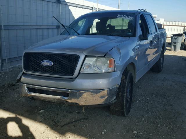 1FTPW12516KD71726 - 2006 FORD F150 SUPER SILVER photo 2