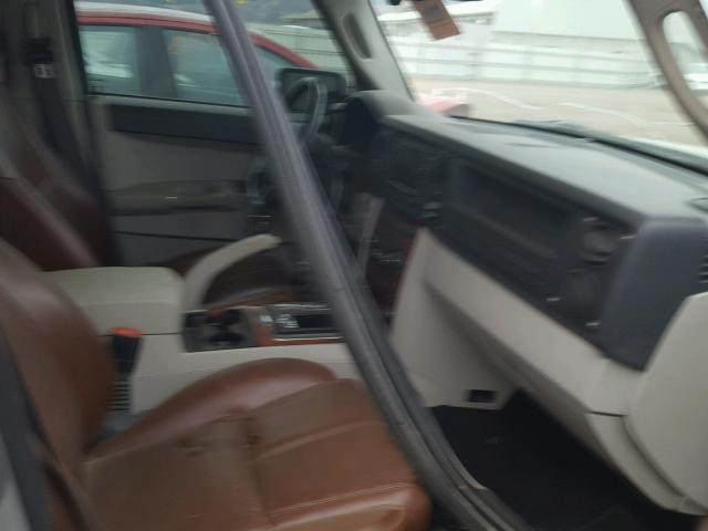1J8HG58206C288734 - 2006 JEEP COMMANDER 银色 照片 5