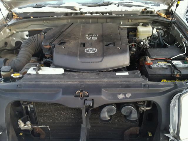 JTEBU14R060096907 - 2006 TOYOTA 4RUNNER SR SILVER photo 7