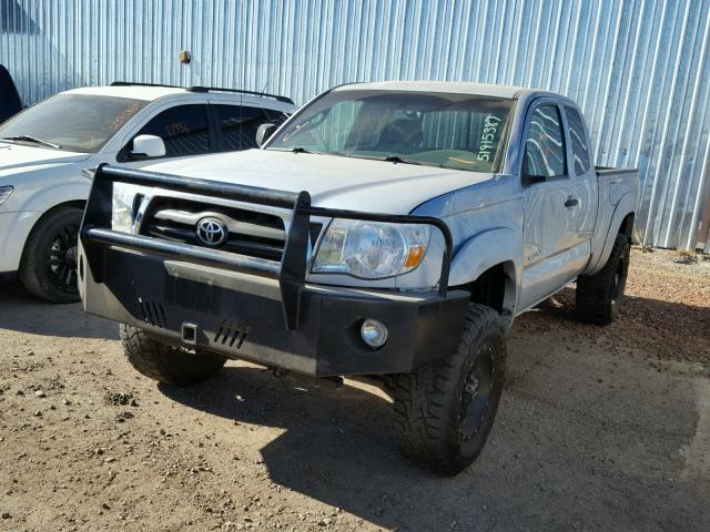 5TEUX42N47Z467039 - 2007 TOYOTA TACOMA ACC SILVER photo 2