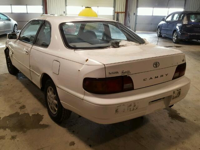 4T1CG12K5TU670665 - 1996 TOYOTA CAMRY DX WHITE photo 3