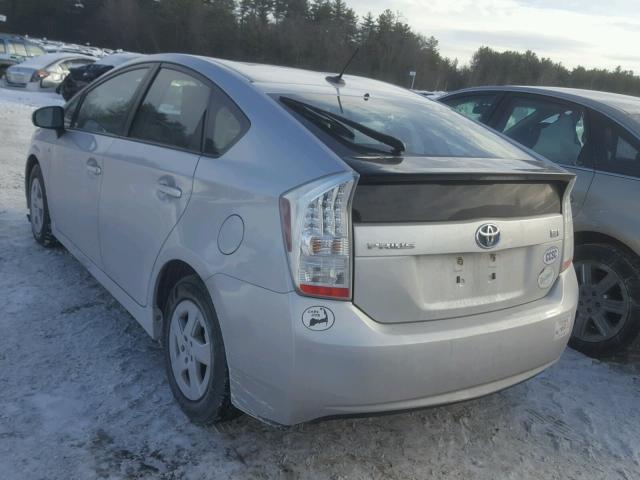 JTDKN3DU3B0300675 - 2011 TOYOTA PRIUS SILVER photo 3