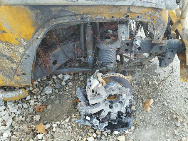 1C4BJWFG2EL167902 - 2014 JEEP WRANGLER U GOLD photo 9