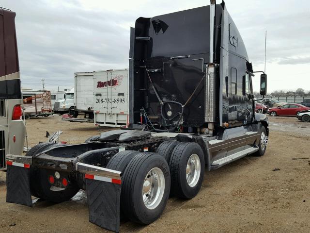 1FUJBBCK07PX17127 - 2007 FREIGHTLINER CONVENTION BLACK photo 4