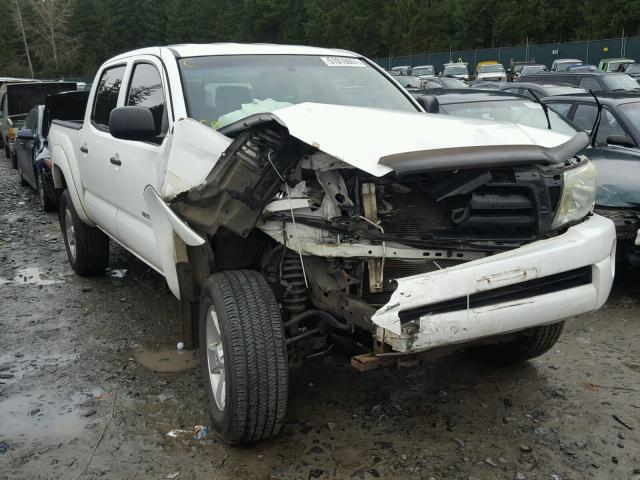 5TELU42N15Z003207 - 2005 TOYOTA TACOMA DOU WHITE photo 1