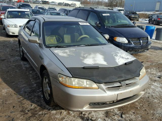 1HGCG5551WA025777 - 1998 HONDA ACCORD EX SILVER photo 1