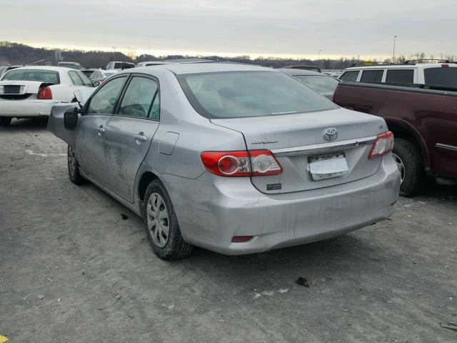 2T1BU4EE2BC593877 - 2011 TOYOTA COROLLA BA SILVER photo 3