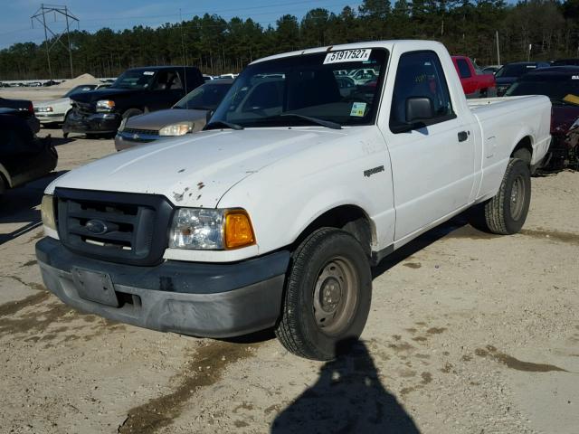 1FTYR10D94PA90862 - 2004 FORD RANGER WHITE photo 2